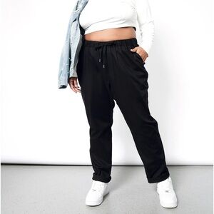 Wildfang Black Essential Drawstring Pant XL